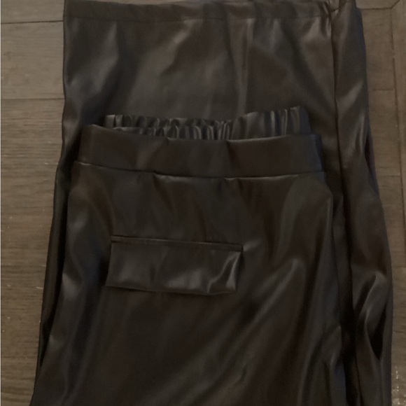 Pants - Picture 7 of 7